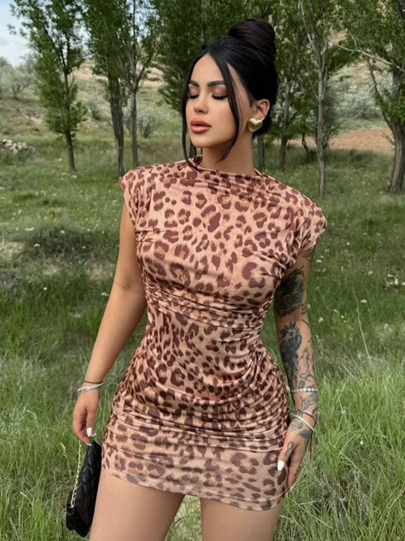 Fashion Sleeveless Leopard Print Short Dress 2024 Woman Clothes Summer High Waist Tunics Folds Package Hip Holiday Beach Dresses