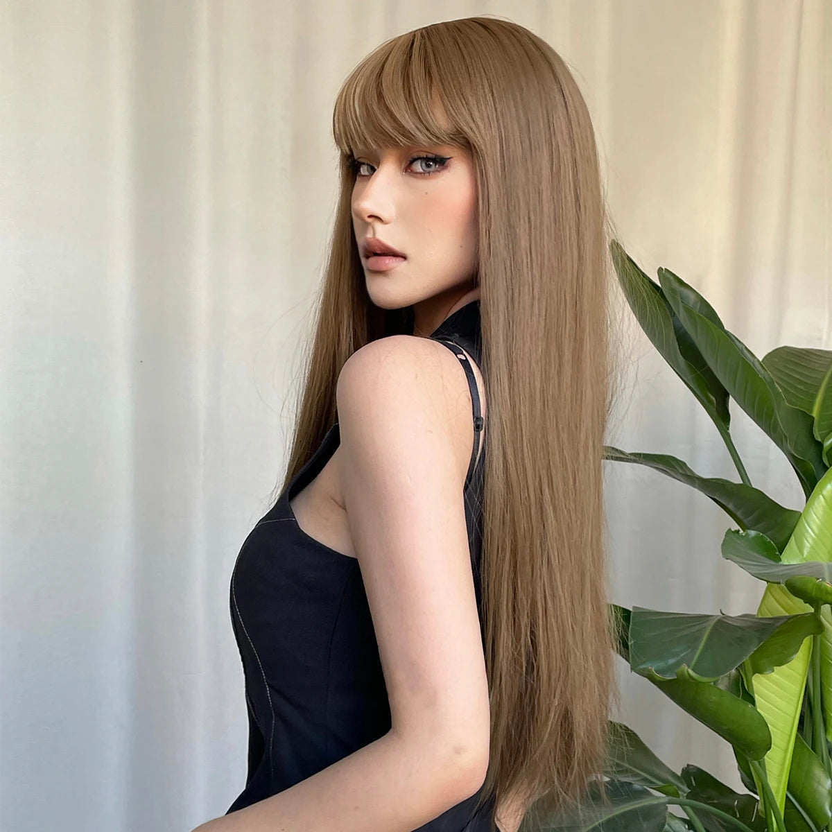 Long Straight Synthetic Wigs Light Brown Hair with Bangs Natural Brown Wig for White Women Heat Resistant Daily Party Cosplay