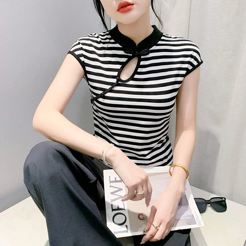 T-Shirt Fashion Sexy Hollow Out Stand Vintage Clasp Stripe Women